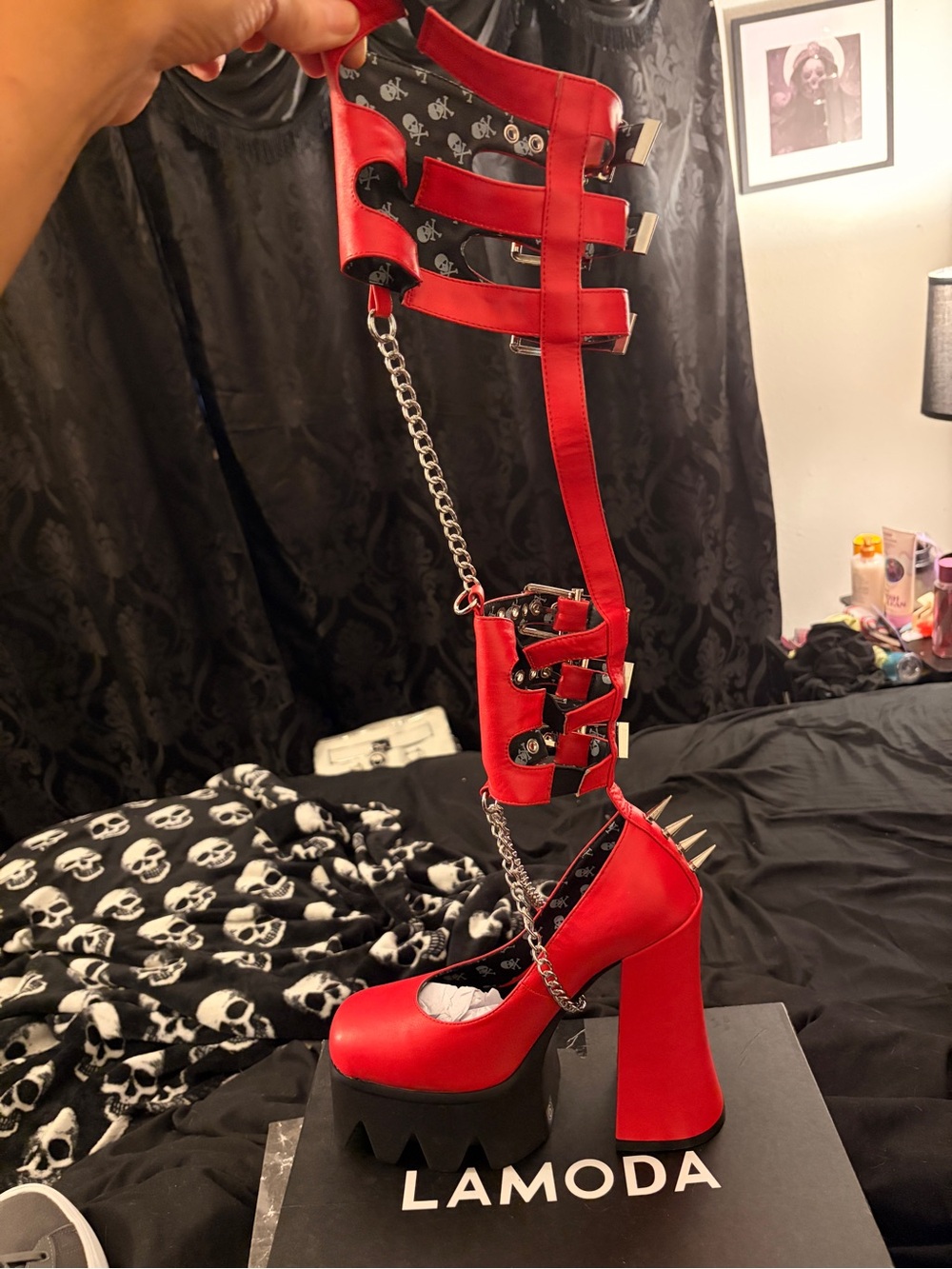 Brand new Lamoda Red Platform Gothic Chain Ankle-Cuff Heels/boots/sandals - Picture 2 of 5